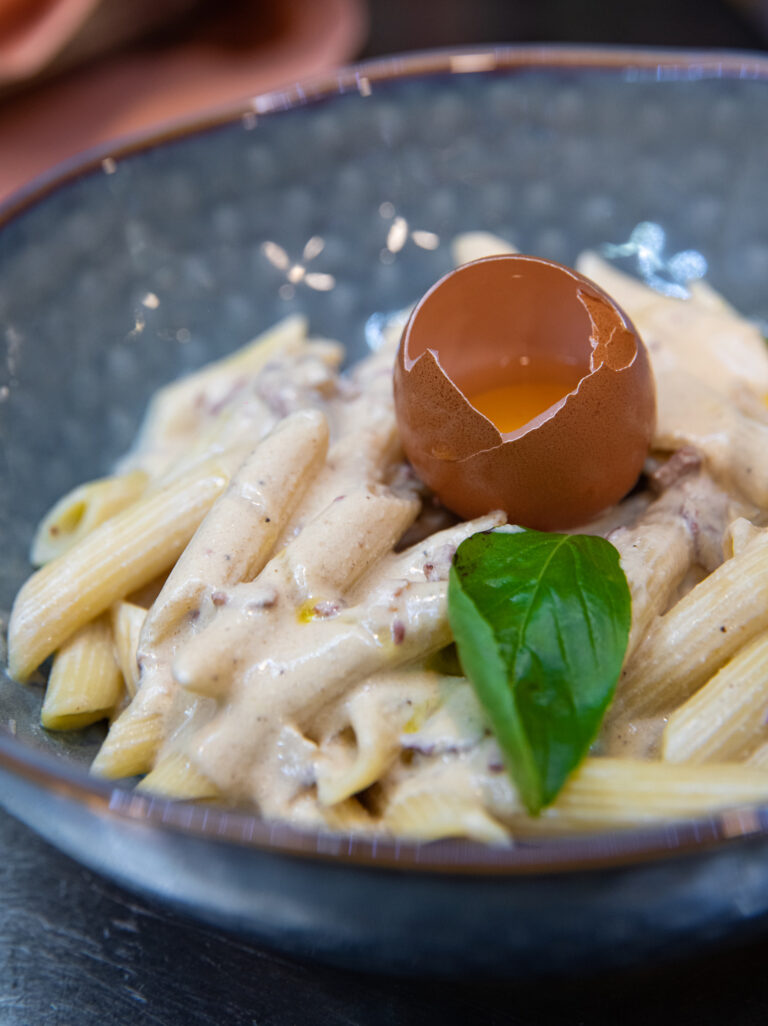 15059772 DE3F 4D9F A251 DA170B613620 768x1026