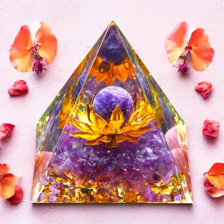 Pyramide Amethyste  768x768